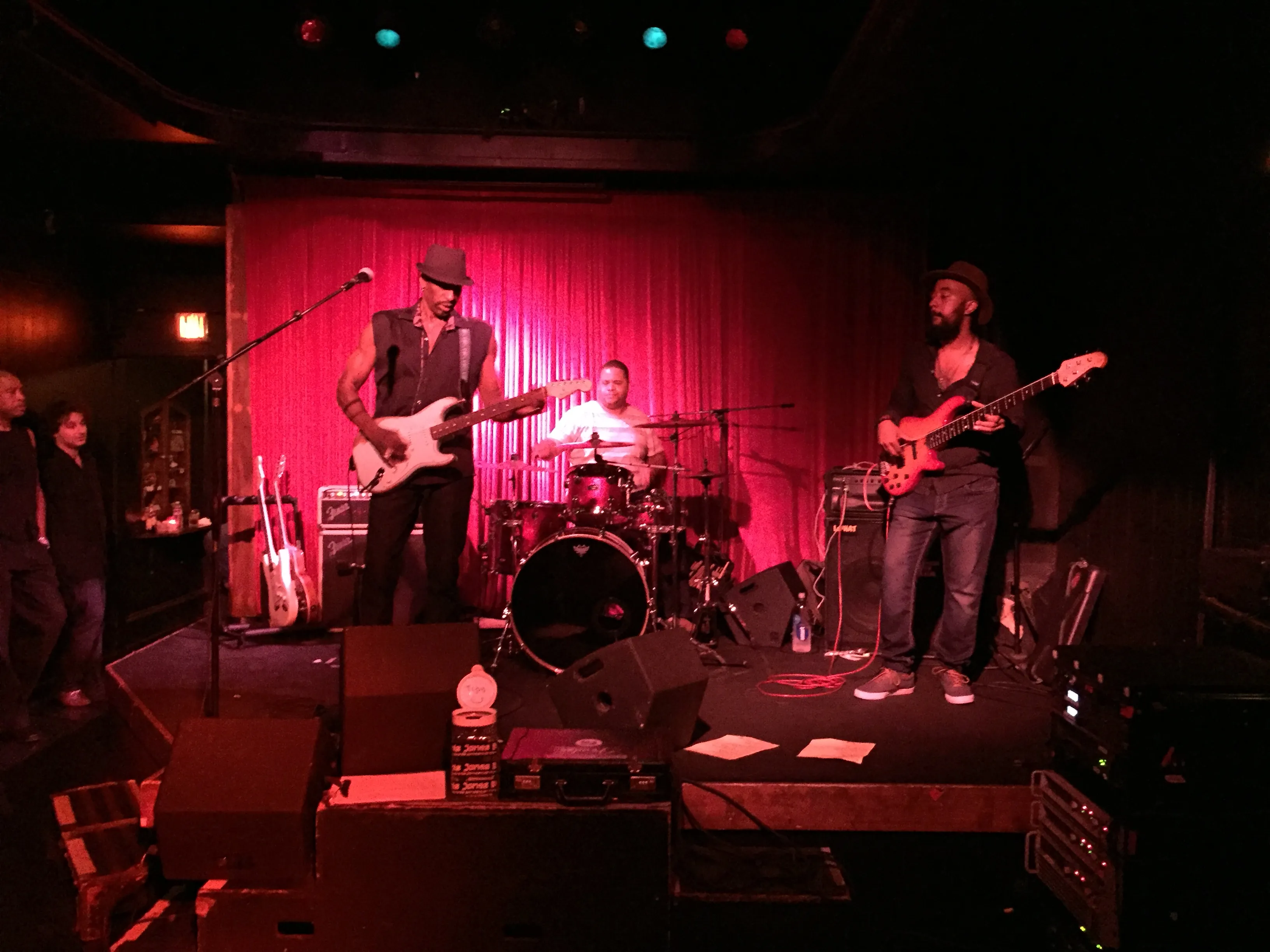 Harvelle’s interior photo: Dennis Jones’ band performance